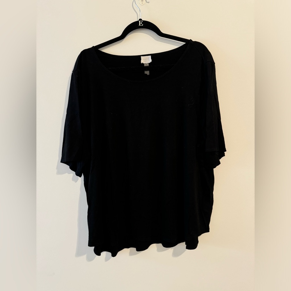 Black Loose Tee